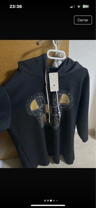 Vestido Sudadera Negro con Detalles Dorados