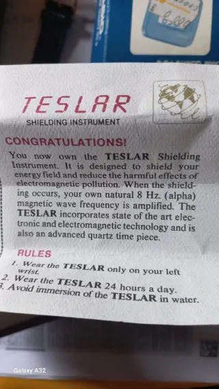 Orologio Teslar Oro e Nero