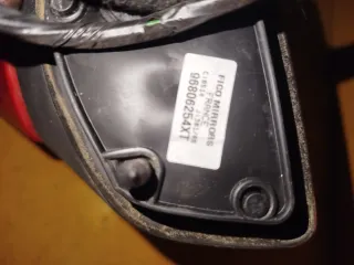 Retrovisor Derecho Peugeot 207