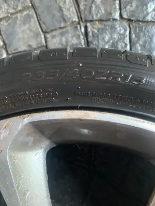 Llantas 18 tipo VW + Neumáticos Hankook