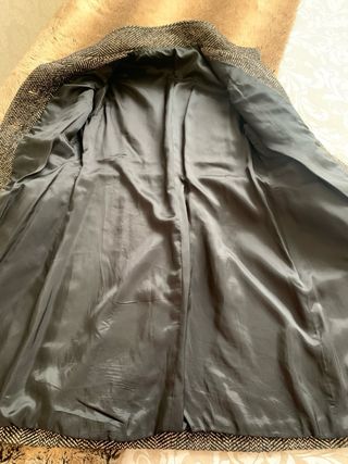 Abrigo entallado tejido en color B/N