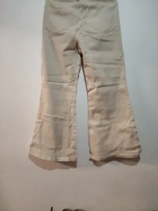 Pantalón vaquero mujer beige campana
