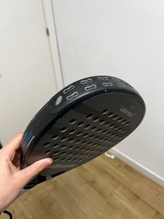 Pala Bullpadel Vertex Serie X.