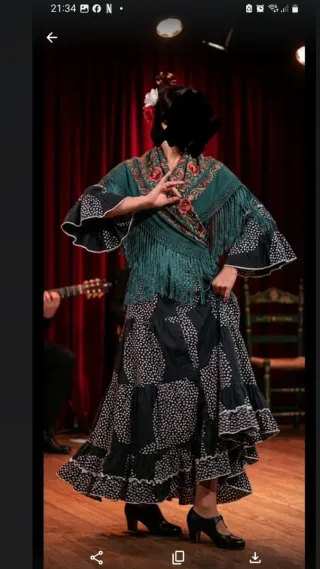 Bata flamenca lunares gris y blanco. Un solo uso.