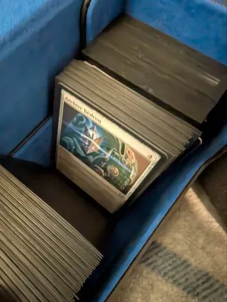 Grosso lotto Magic The Gathering con Deckbox