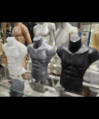 Busto maniquí hombre 15€/unidad