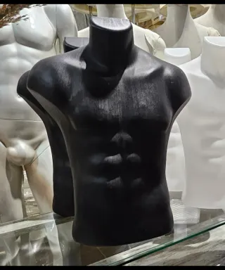 Busto maniquí hombre 15€/unidad