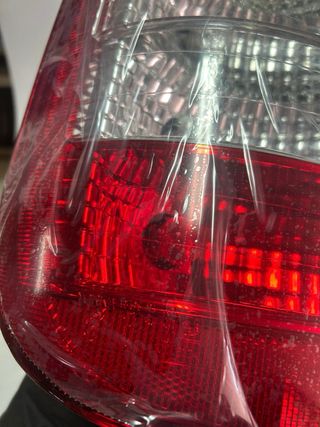 Pilotos Traseros Opel Zafira A (99-04)