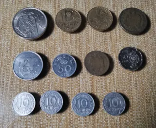 LOTE DE 75 MONEDAS ESPAÑOLAS