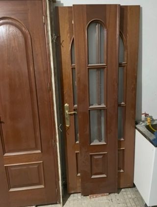 Puertas de madera maciza con precerco