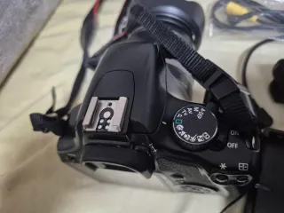 Cámara Canon Reflex  450D.