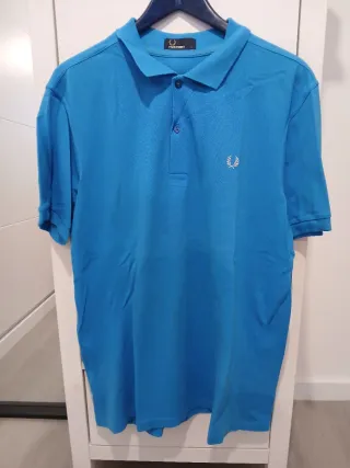 Polo Fred Perry Azul. Talla L