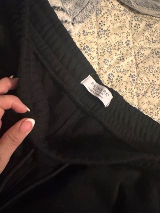 Chándal negro ancho nuevo sin etiquetas