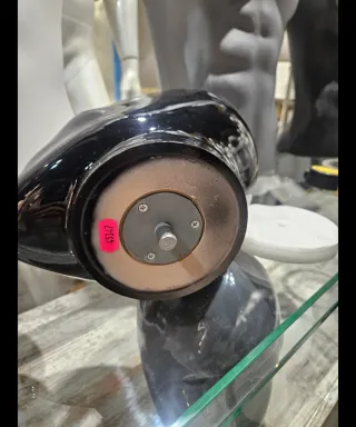 Cabeza maniquí de  hombre  con rostro.