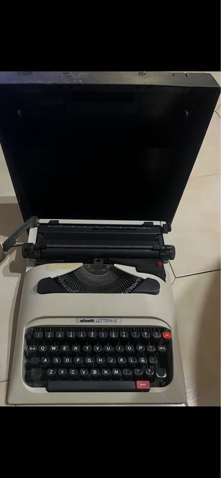 Olivetti Lettera 12 Máquina de Escribir Vintage