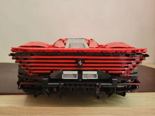 LEGO Technic Ferrari Daytona SP3 42143