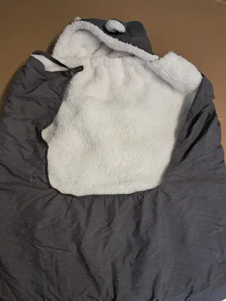 Mochila Ergobaby + funda invierno