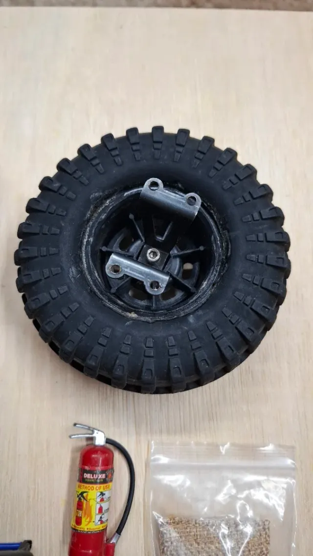 Accesorios RC Crawler: Barril, Rueda, Caja 1,10