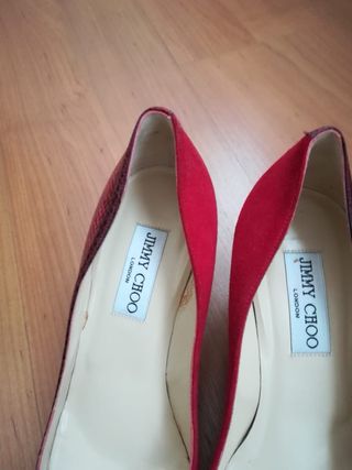 Zapatos de tacón Jimmy Choo rojos