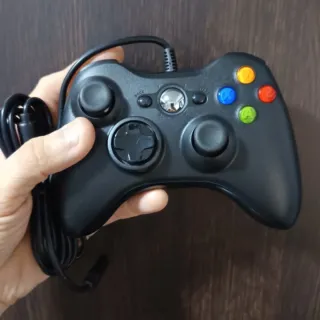 Mando Xbox 360 con cable negro