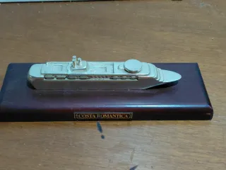 Modellino Costa Romantica