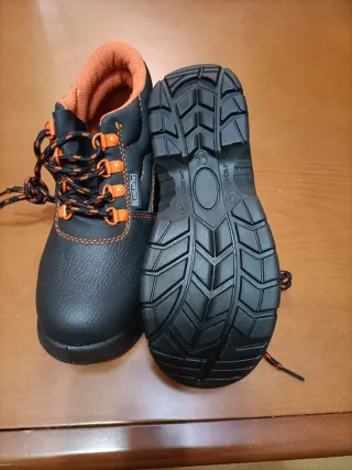 Zapato de seguridad chica talla 36