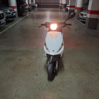 Piaggio Zip 50 2T Blanca - 7.000 km - ITV
