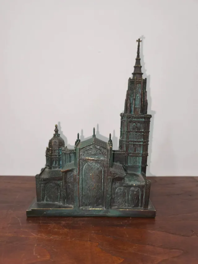 Escultura basílica - catedral de Toledo