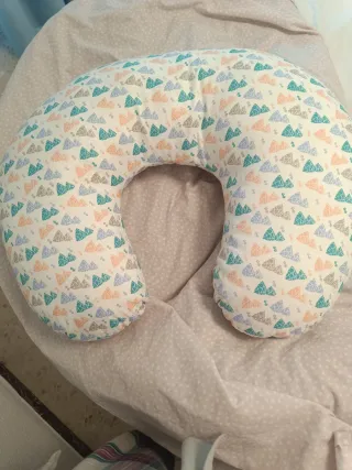 Cojín de lactancia estampado