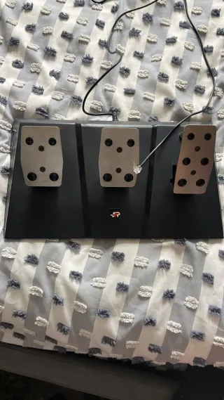 Volante FRTEC SUZUKA ELITE con Pedales y Palanca