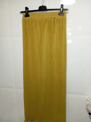 Falda Larga Plisada Mostaza Talla M