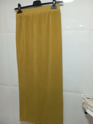Falda Larga Plisada Mostaza Talla M