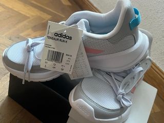 Zapatillas Adidas Mujer gris y Rosas