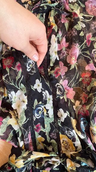 Vestido estampado floral negro