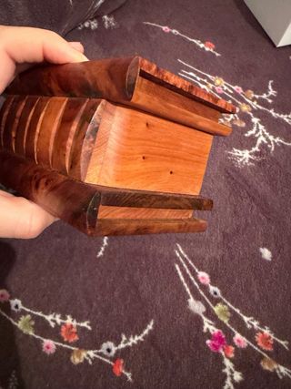 Caja rompecabezas secreta de madera