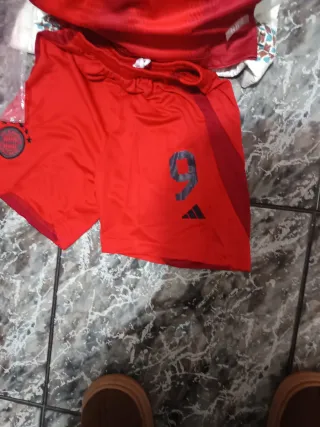 Camiseta y short Bayern Múnich Kane 9