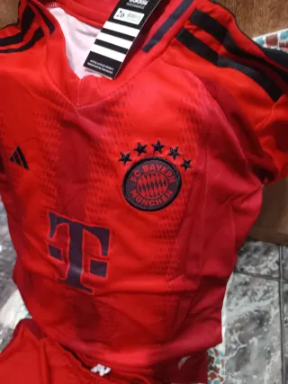 Camiseta y short Bayern Múnich Kane 9