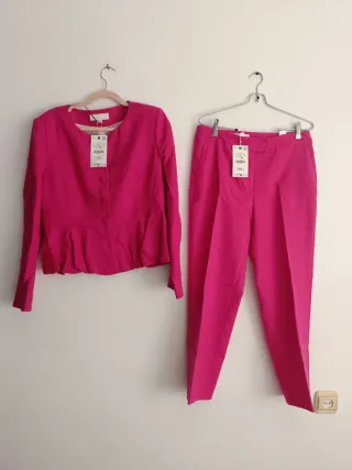 Traje conjunto dos piezas chaqueta y pantalón