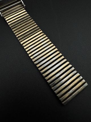 Reloj Seiko Quartz Dorado