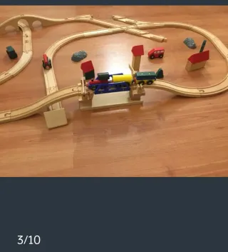 Tren de madera con 2 puentes