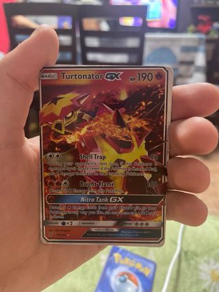 Cartas Pokémon Turtonator GX y Manectric EX