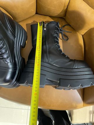 Botas militares negras plataforma alta
