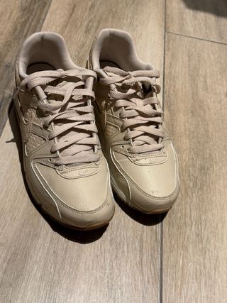 COLECCION DE Zapatillas nike y converse