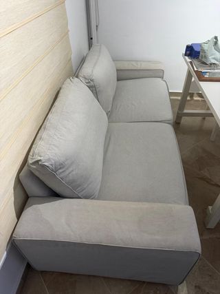 Sofá de 2 plazas beige