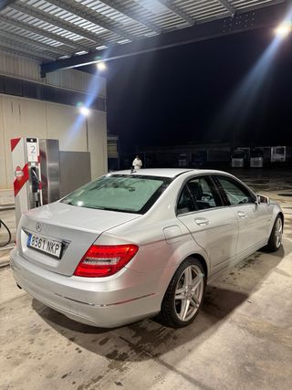 Mercedes-Benz Clase C 2011