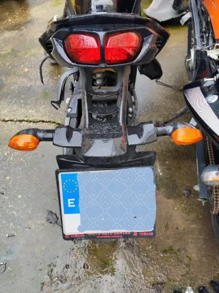 Portamatriculas Yamaha FZ8 Negro