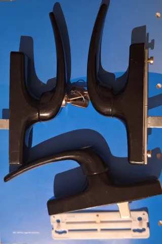 2 Manillas Negra con Cerradura para Ventana/Puerta