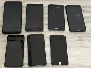 Lote 7 Teléfonos para Piezas