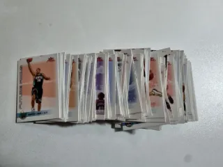 Colección de cards NBA Fleer Focus 2003 - 2004.