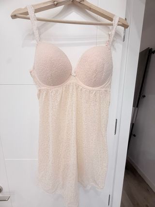 Lencería fina  con encaje